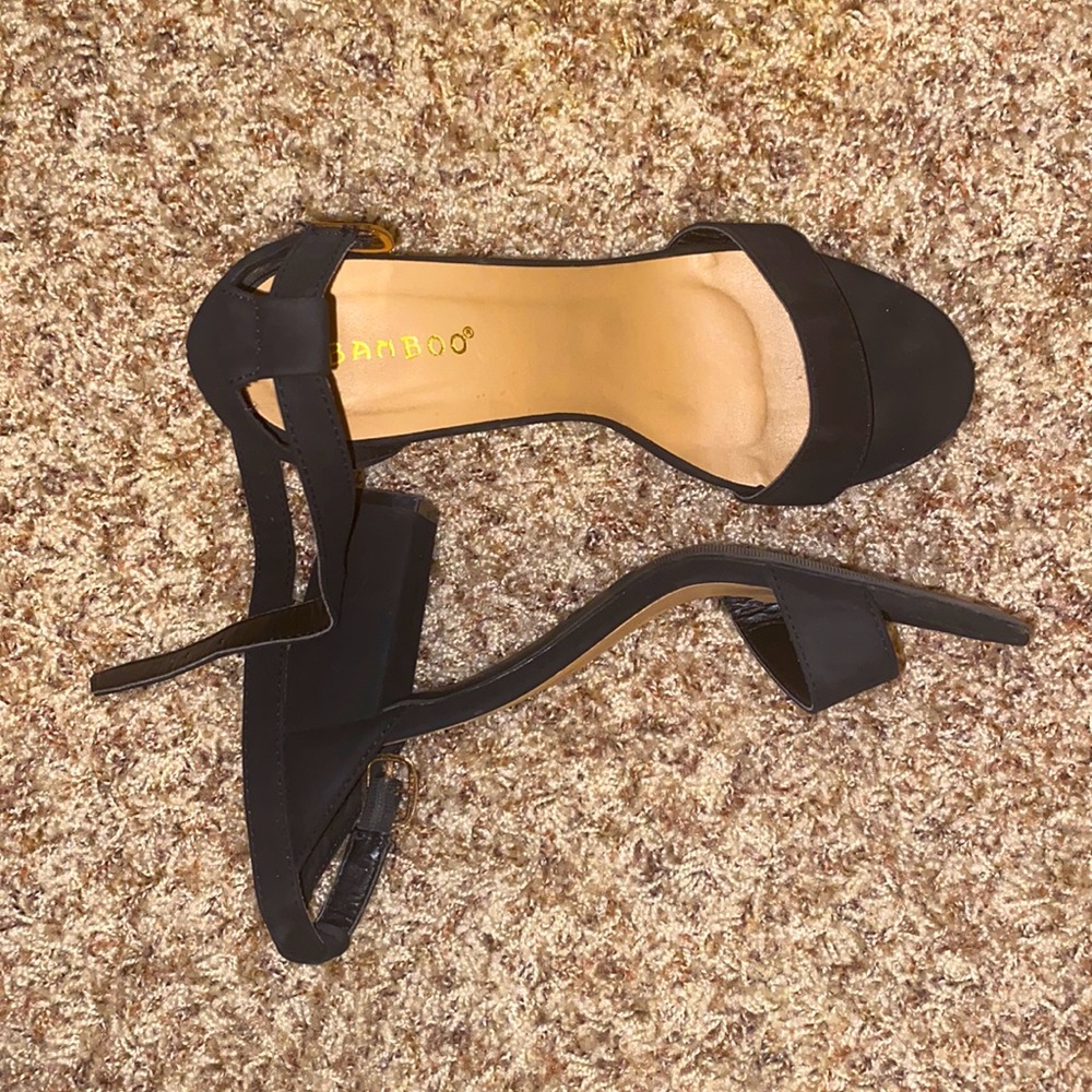 black chunky heels